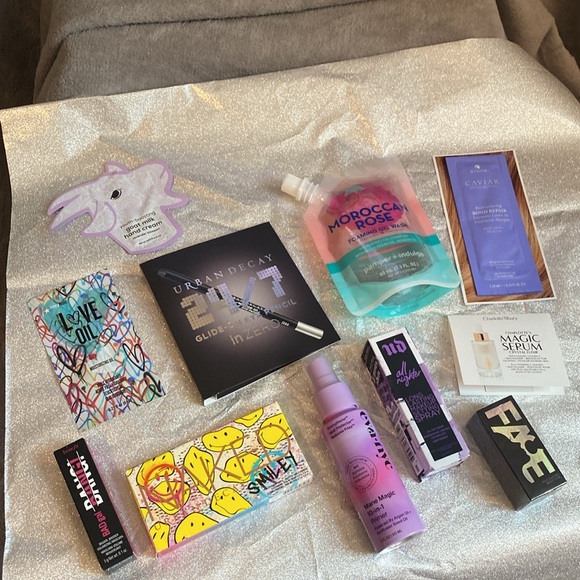🖤12 PIECE URBAN DECAY🖤BEAUTY SELF CARE BUNDLE W/SHISEIDO COSMETIC CASE - Picture 2 of 11